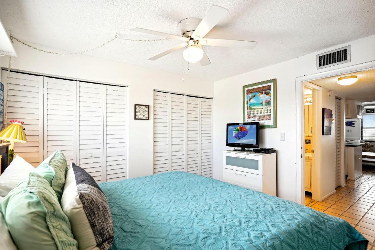 Sunset Chateau 409 St. Pete Beach Buitenkant foto